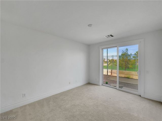 134 Crooked Putter Drive, Las Vegas, NV 89148