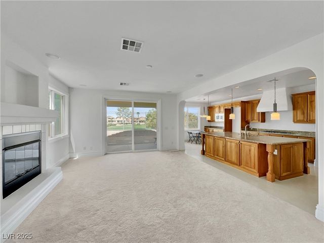 134 Crooked Putter Drive, Las Vegas, NV 89148