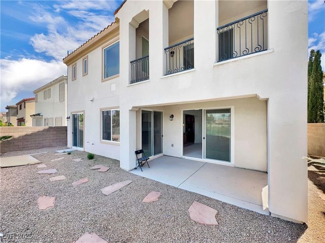 134 Crooked Putter Drive, Las Vegas, NV 89148