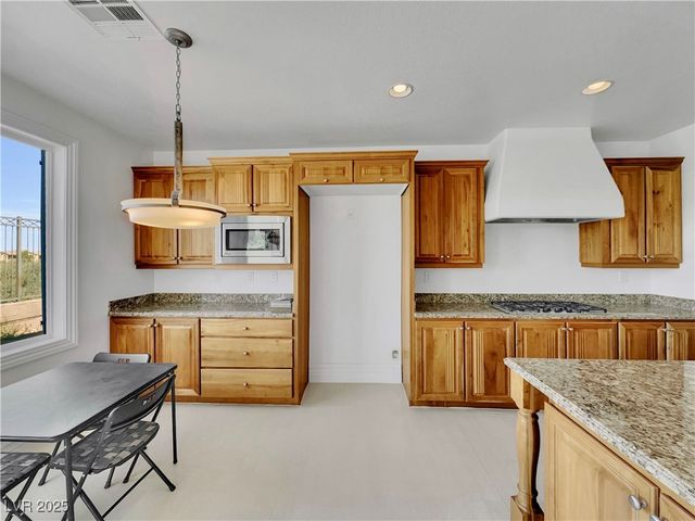 134 Crooked Putter Drive, Las Vegas, NV 89148