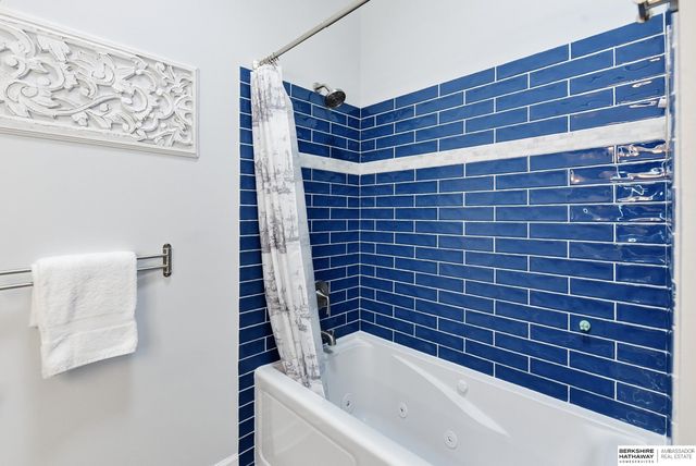 11104 Jefferson Street, Omaha, NE 68137