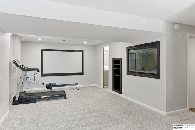 11104 Jefferson Street, Omaha, NE 68137