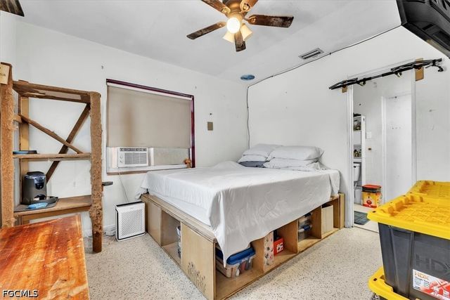 1655 Daniels DR, North Fort Myers, FL 33917