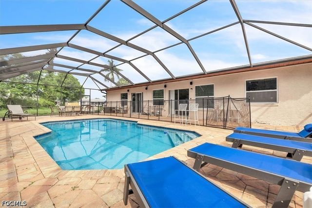 1655 Daniels DR, North Fort Myers, FL 33917