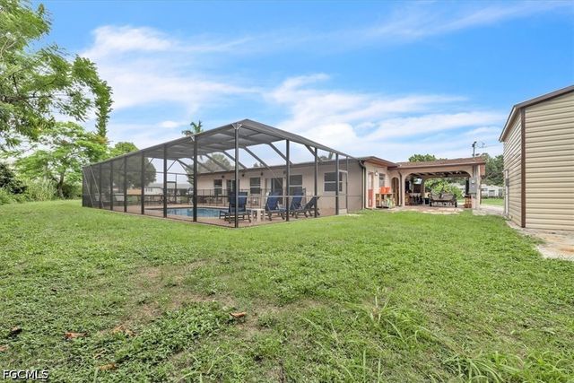 1655 Daniels DR, North Fort Myers, FL 33917
