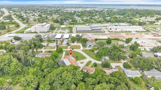 1655 Daniels DR, North Fort Myers, FL 33917
