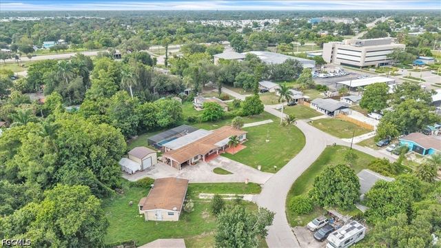 1655 Daniels DR, North Fort Myers, FL 33917