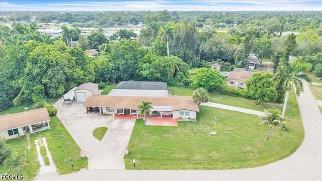 1655 Daniels DR, North Fort Myers, FL 33917