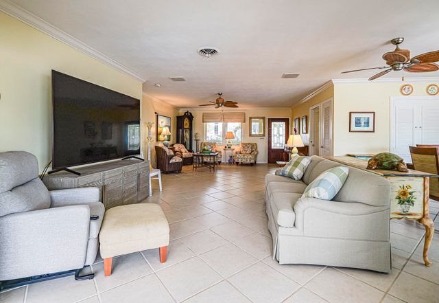 11 Starfish Drive, Vero Beach, FL 32960