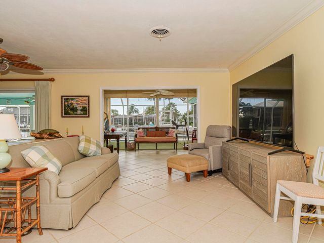 11 Starfish Drive, Vero Beach, FL 32960