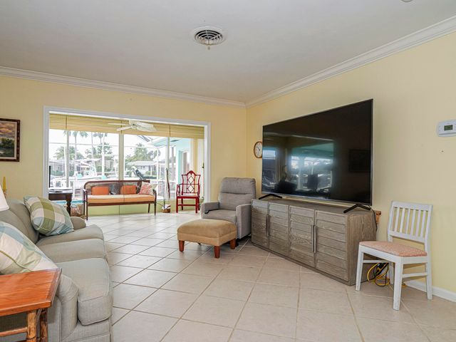 11 Starfish Drive, Vero Beach, FL 32960