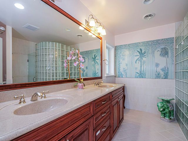 11 Starfish Drive, Vero Beach, FL 32960