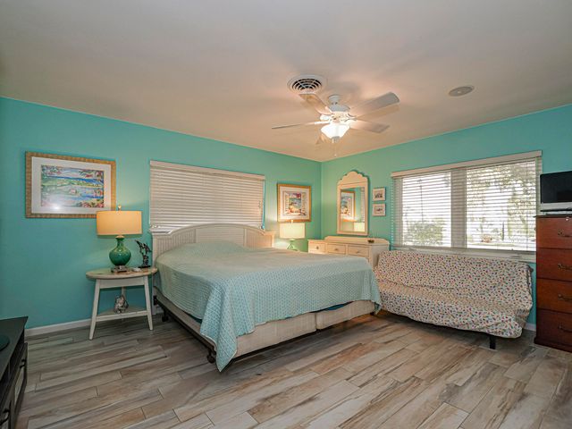 11 Starfish Drive, Vero Beach, FL 32960