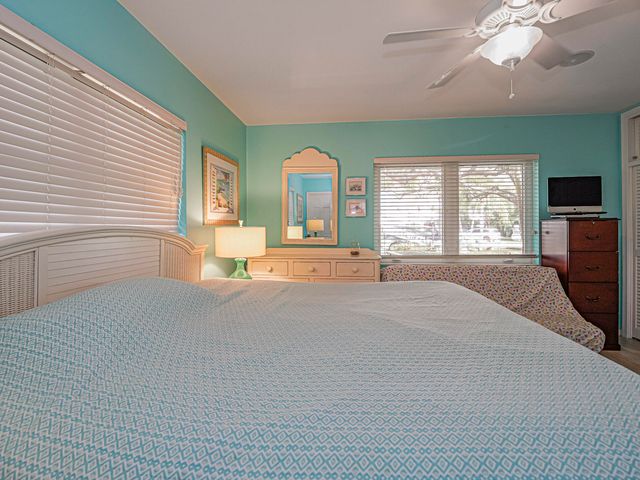 11 Starfish Drive, Vero Beach, FL 32960