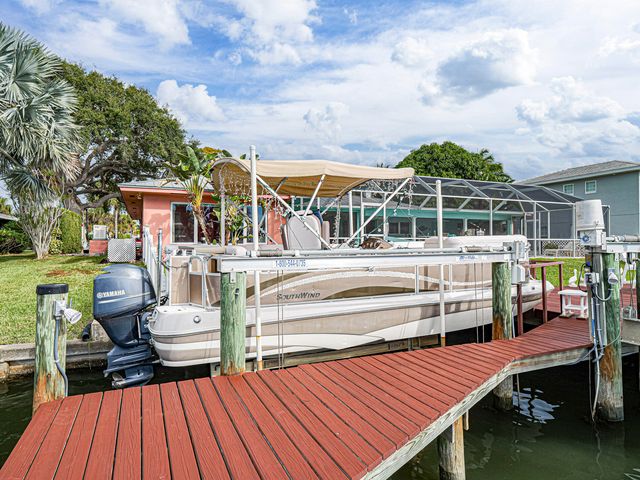 11 Starfish Drive, Vero Beach, FL 32960