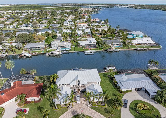 11 Starfish Drive, Vero Beach, FL 32960