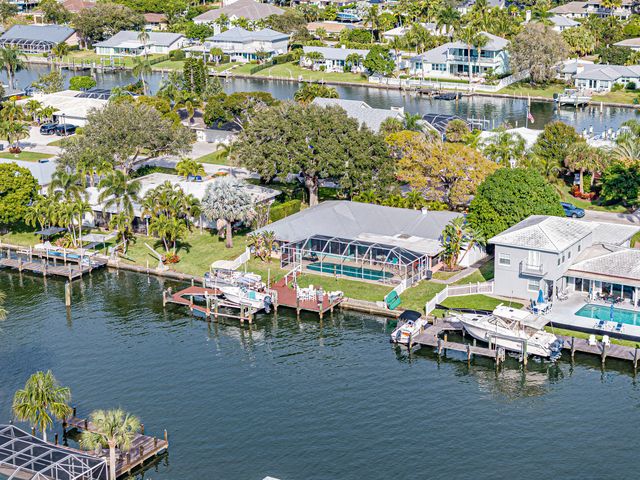 11 Starfish Drive, Vero Beach, FL 32960
