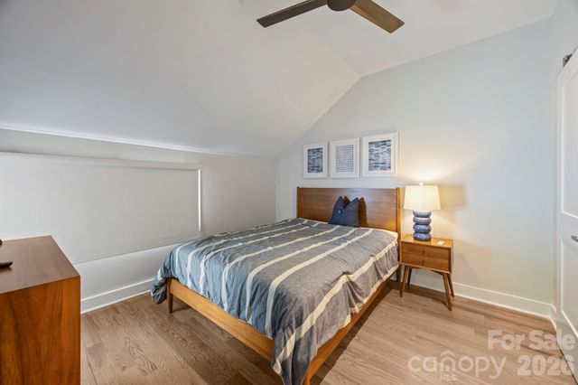 1062 Kenilworth Avenue, Charlotte, NC 28204