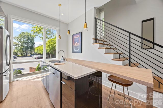 1062 Kenilworth Avenue, Charlotte, NC 28204