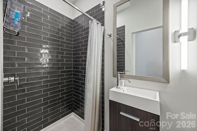 1062 Kenilworth Avenue, Charlotte, NC 28204