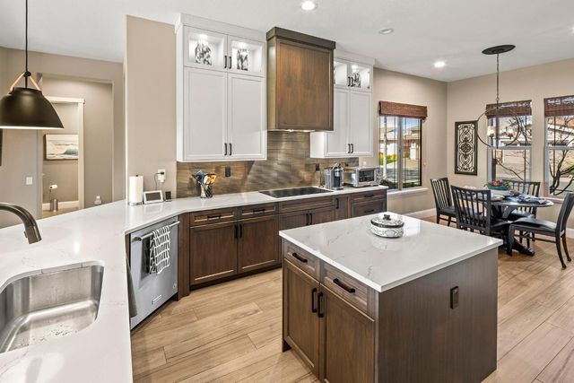 1236 Overland Ln, Lincoln, CA 95648