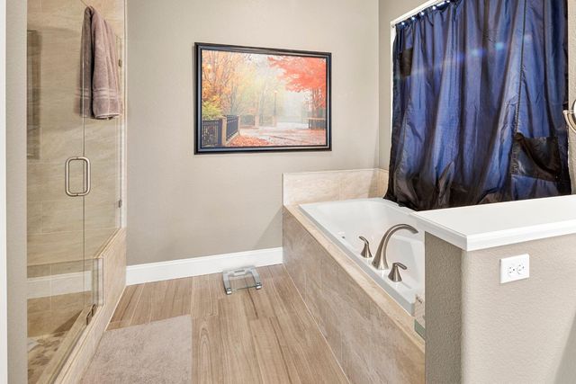 1236 Overland Ln, Lincoln, CA 95648