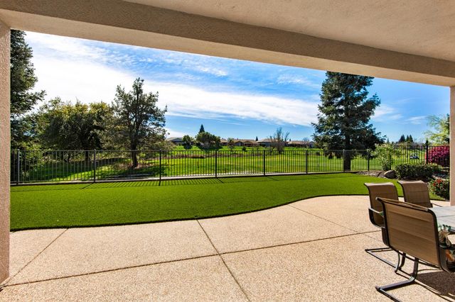 1236 Overland Ln, Lincoln, CA 95648