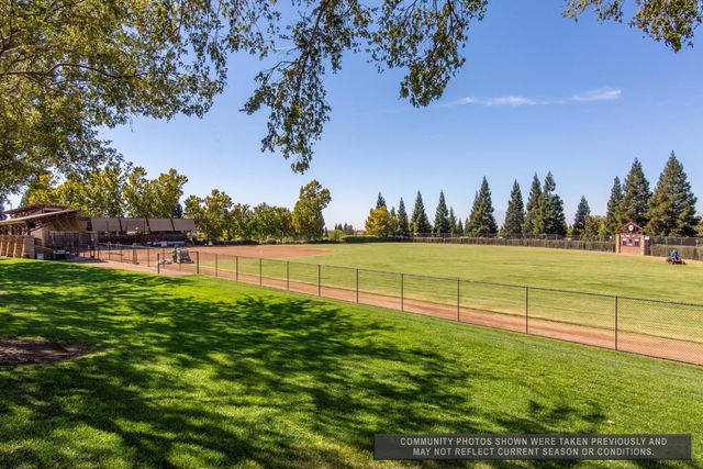 1236 Overland Ln, Lincoln, CA 95648