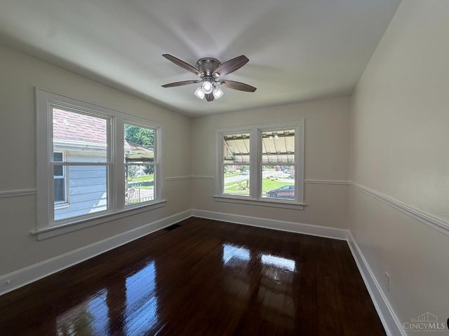 2755 Robert Avenue, Cincinnati, OH 45211