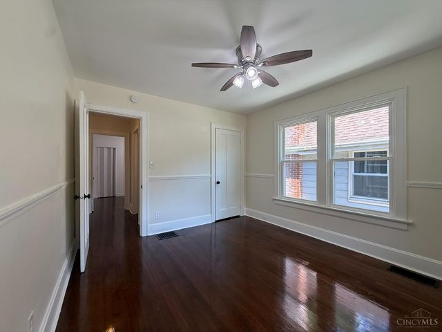 2755 Robert Avenue, Cincinnati, OH 45211
