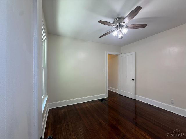 2755 Robert Avenue, Cincinnati, OH 45211