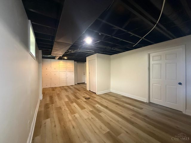 2755 Robert Avenue, Cincinnati, OH 45211