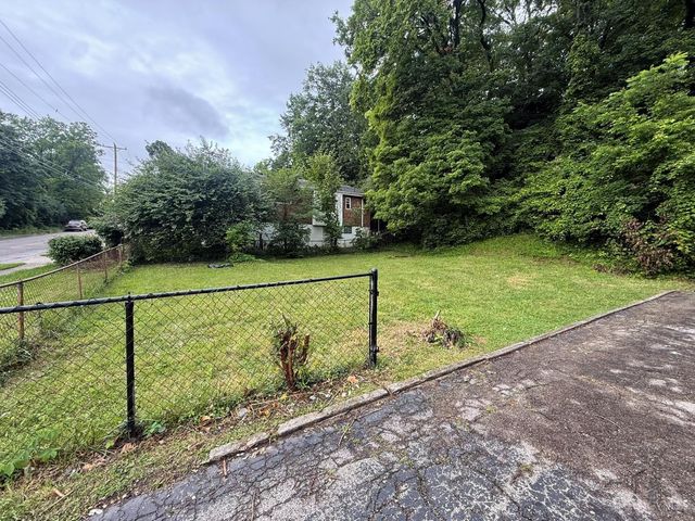 2755 Robert Avenue, Cincinnati, OH 45211