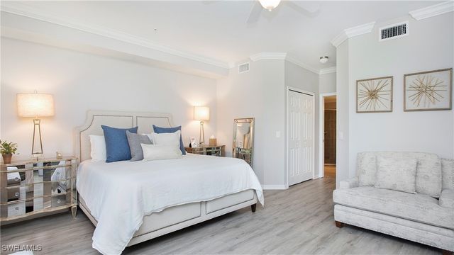 9496 Casoria CT 101, Naples, FL 34113