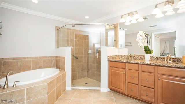 9496 Casoria CT 101, Naples, FL 34113