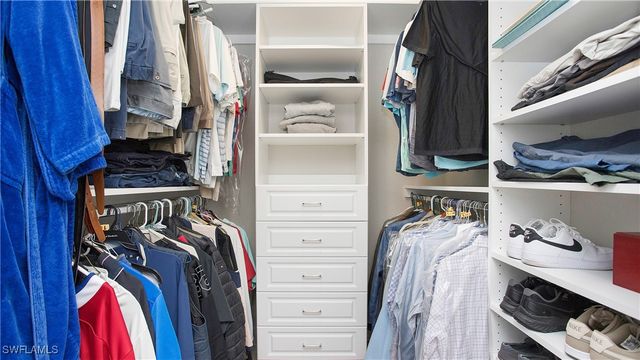 9496 Casoria CT 101, Naples, FL 34113