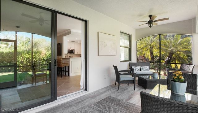 9496 Casoria CT 101, Naples, FL 34113