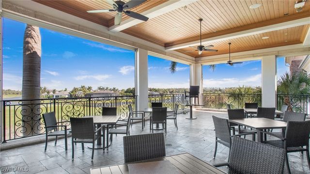 9496 Casoria CT 101, Naples, FL 34113