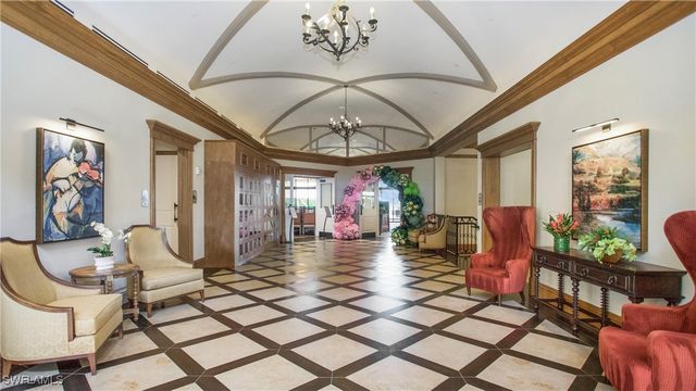 9496 Casoria CT 101, Naples, FL 34113