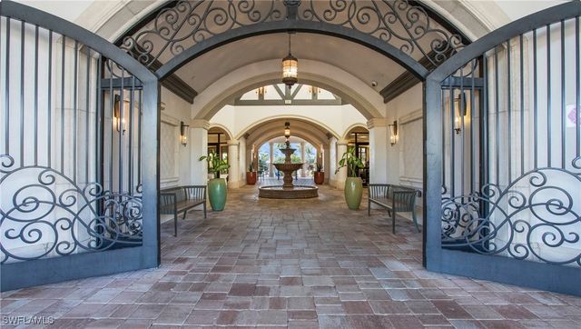 9496 Casoria CT 101, Naples, FL 34113