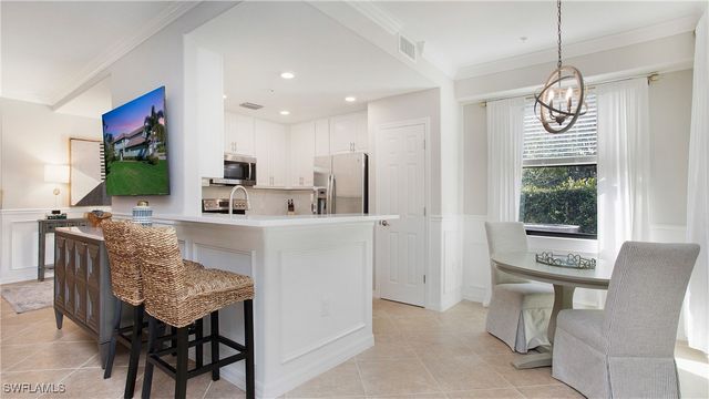 9496 Casoria CT 101, Naples, FL 34113