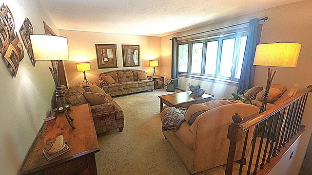 2510 Northern Hills Court NE, Rochester, MN 55906