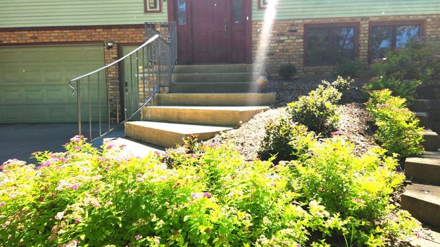 2510 Northern Hills Court NE, Rochester, MN 55906