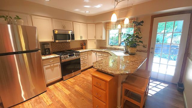 2510 Northern Hills Court NE, Rochester, MN 55906