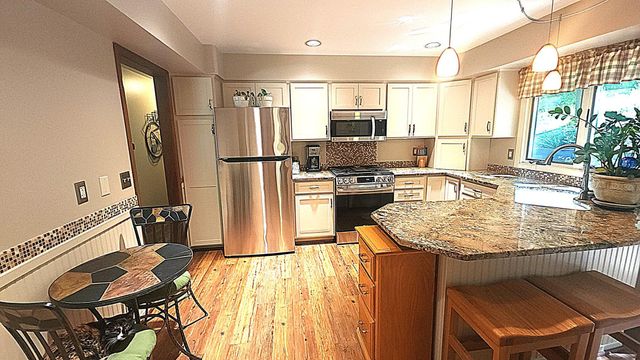 2510 Northern Hills Court NE, Rochester, MN 55906
