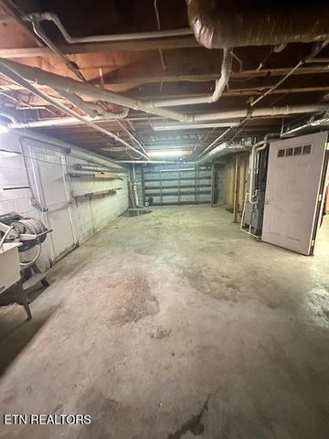 5185 Crossville Hwy, Sparta, TN 38583