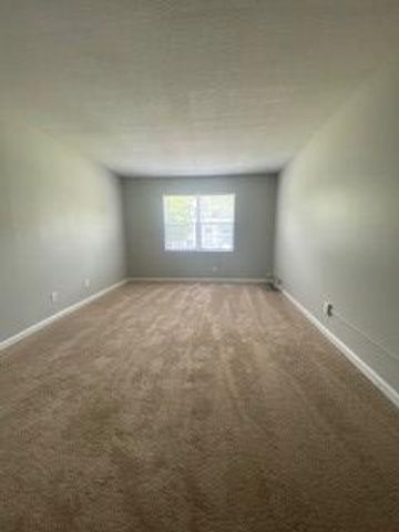 728 Elaine Street, Hinesville, GA 31313