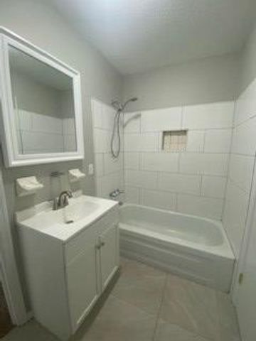 728 Elaine Street, Hinesville, GA 31313