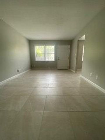 728 Elaine Street, Hinesville, GA 31313