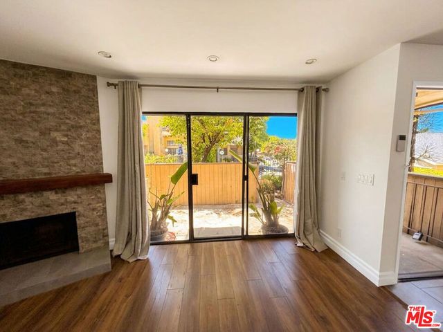 10051 Topanga Canyon Boulevard 15, Los Angeles, CA 91311